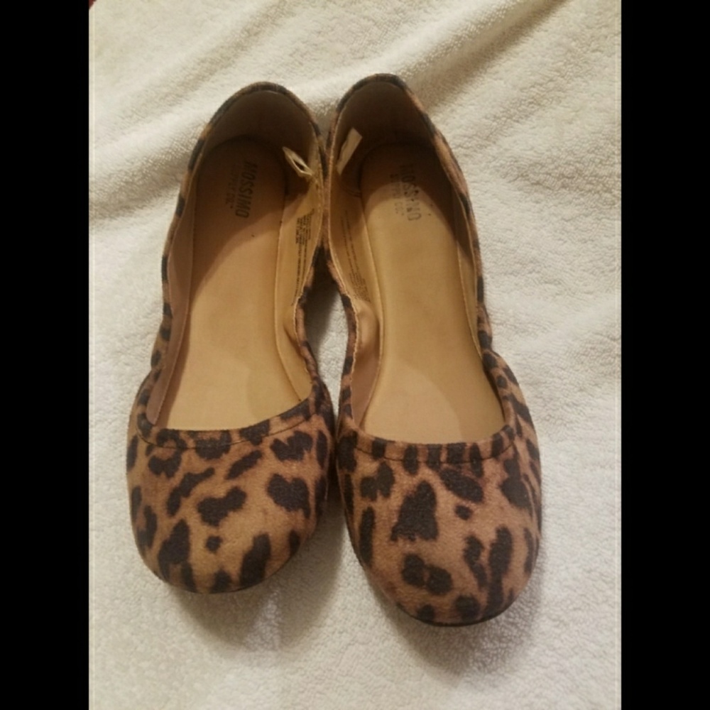 Mossimo cheetah  flats
